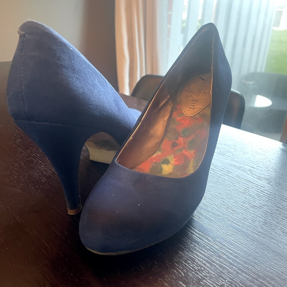 7.5M Madden Girl “Cubby Blue” 3.5in Heels 👠